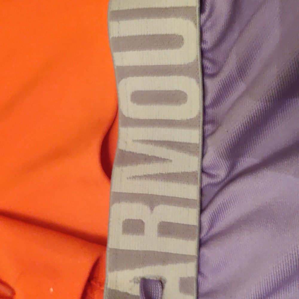 Set of 2 Under Armour Shorts Heat Gear - Picture 5 of 5